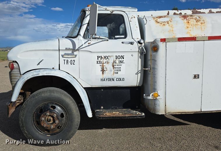 image for item LW9854 1965 Ford fuel truck
