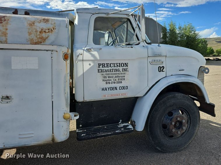 image for item LW9854 1965 Ford fuel truck