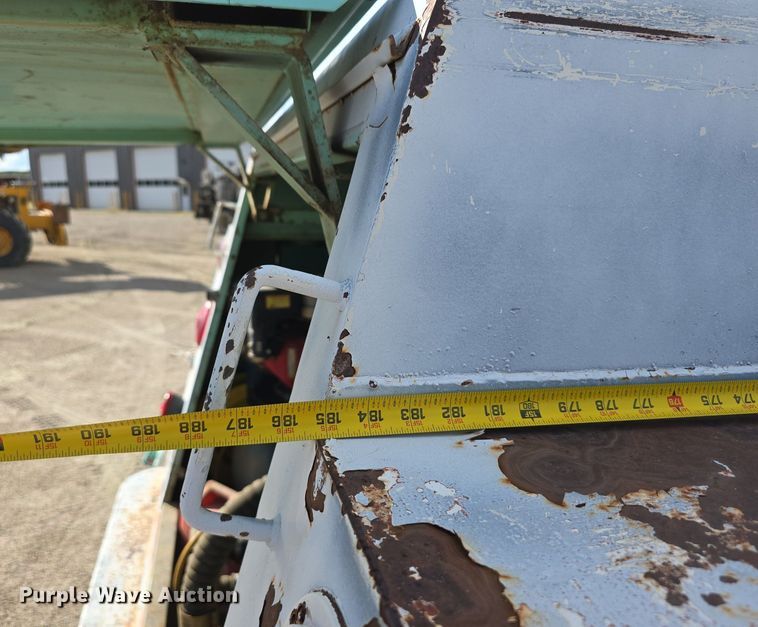 image for item LW9854 1965 Ford fuel truck