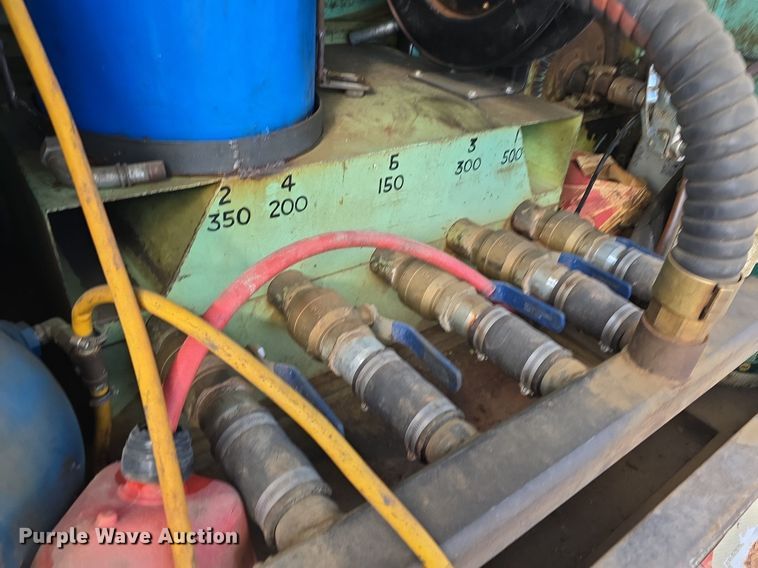 image for item LW9854 1965 Ford fuel truck