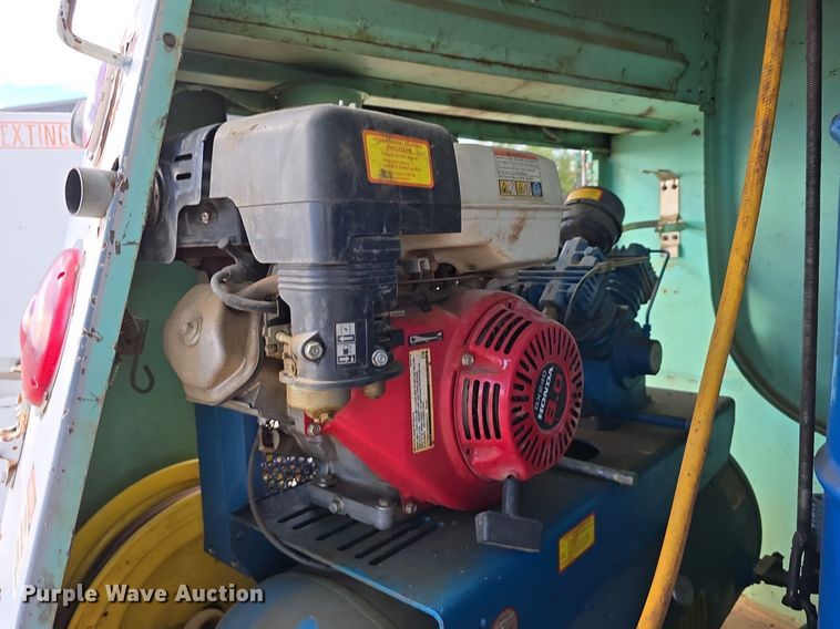 image for item LW9854 1965 Ford fuel truck