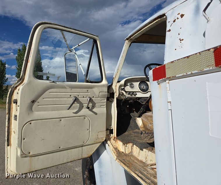 image for item LW9854 1965 Ford fuel truck