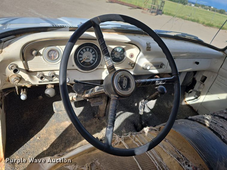 image for item LW9854 1965 Ford fuel truck