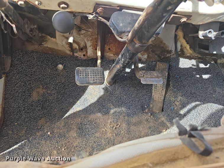 image for item LW9854 1965 Ford fuel truck