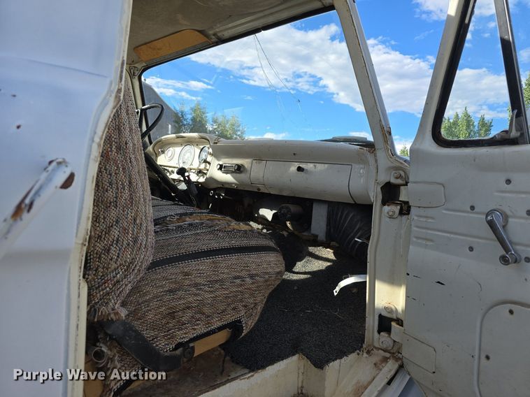 image for item LW9854 1965 Ford fuel truck