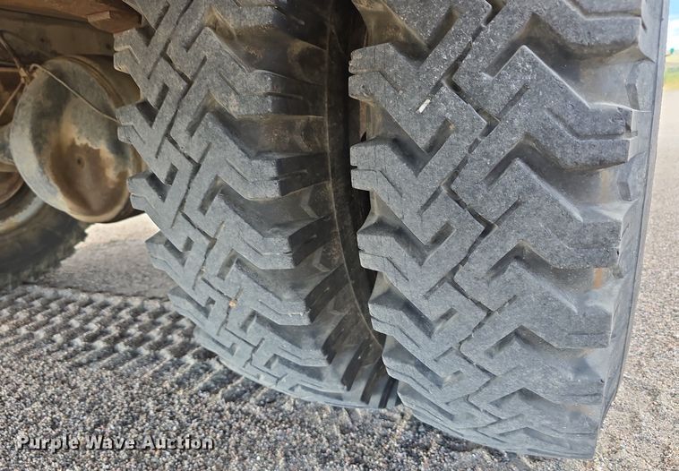 image for item LW9854 1965 Ford fuel truck