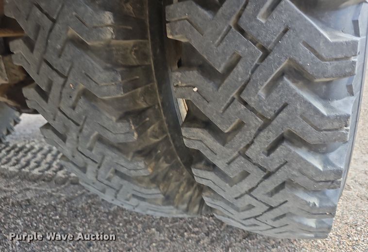 image for item LW9854 1965 Ford fuel truck