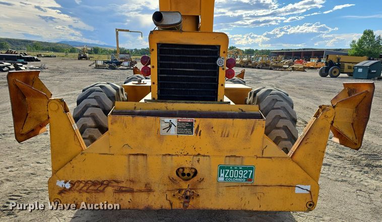 image for item LW9855 1970 Galion C-125 crane