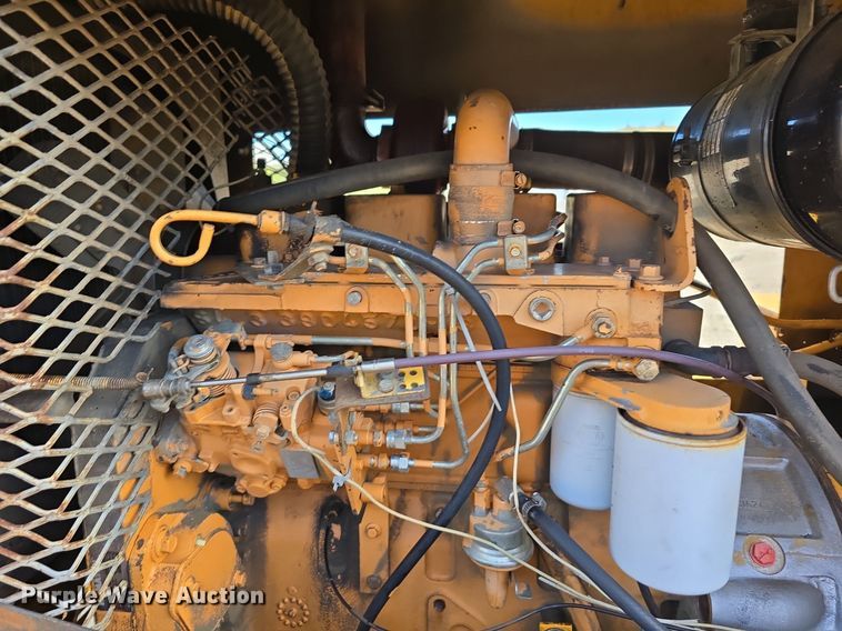 image for item LW9855 1970 Galion C-125 crane