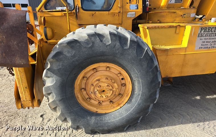 image for item LW9855 1970 Galion C-125 crane