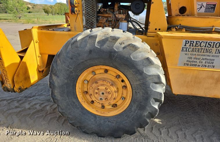 image for item LW9855 1970 Galion C-125 crane