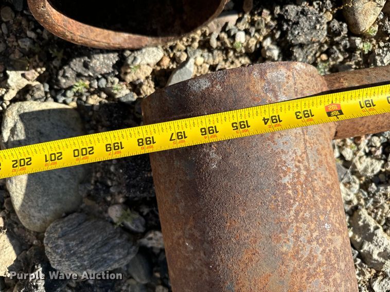 image for item LW9858 32' pipe gate