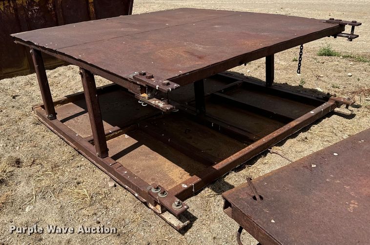 image for item LW9866 (3) trench boxes