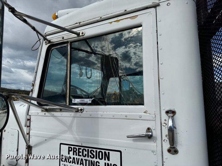 image for item LW9869 1969 Peterbilt  359A winch truck