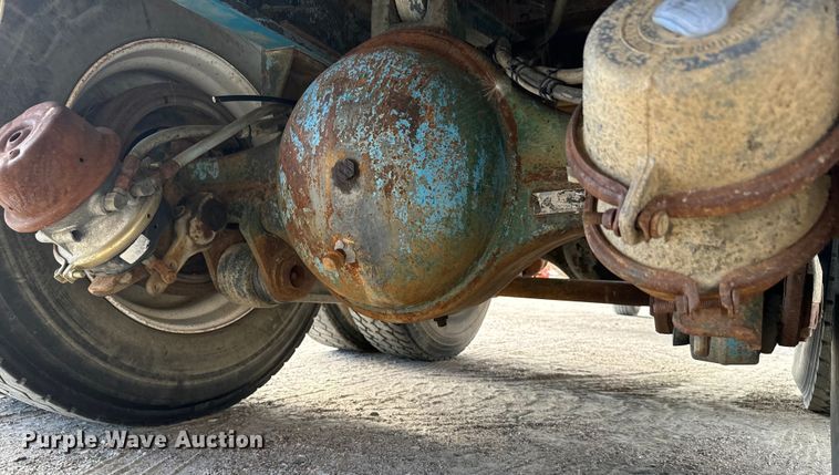 image for item LW9869 1969 Peterbilt  359A winch truck