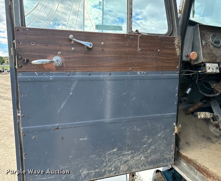 image for item LW9869 1969 Peterbilt  359A winch truck