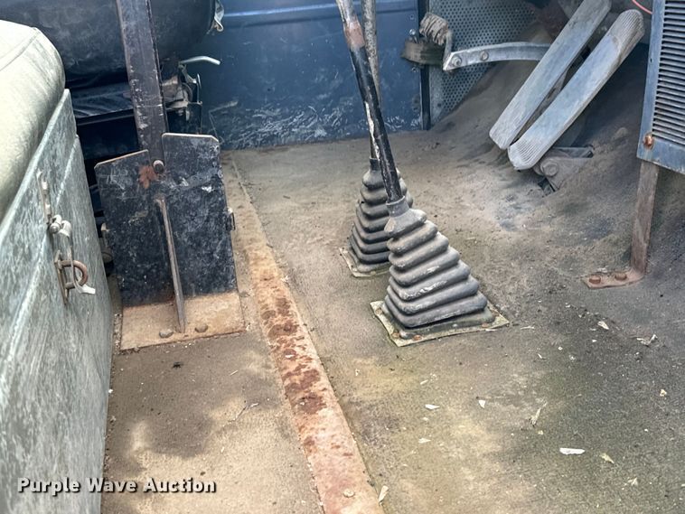 image for item LW9869 1969 Peterbilt  359A winch truck