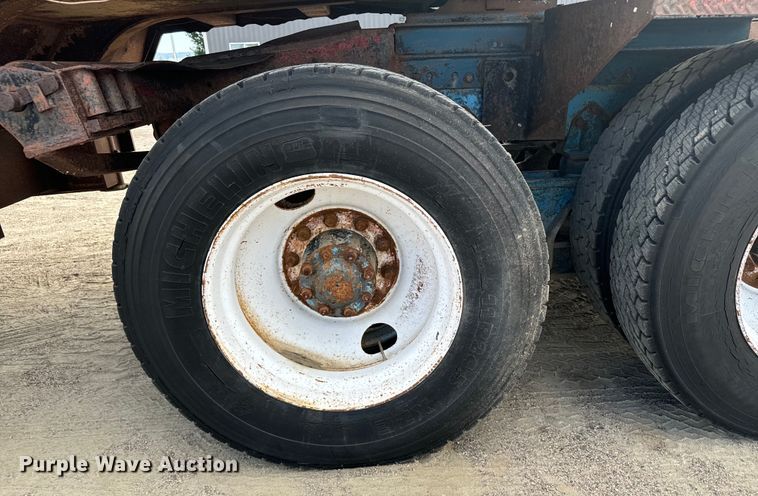 image for item LW9869 1969 Peterbilt  359A winch truck