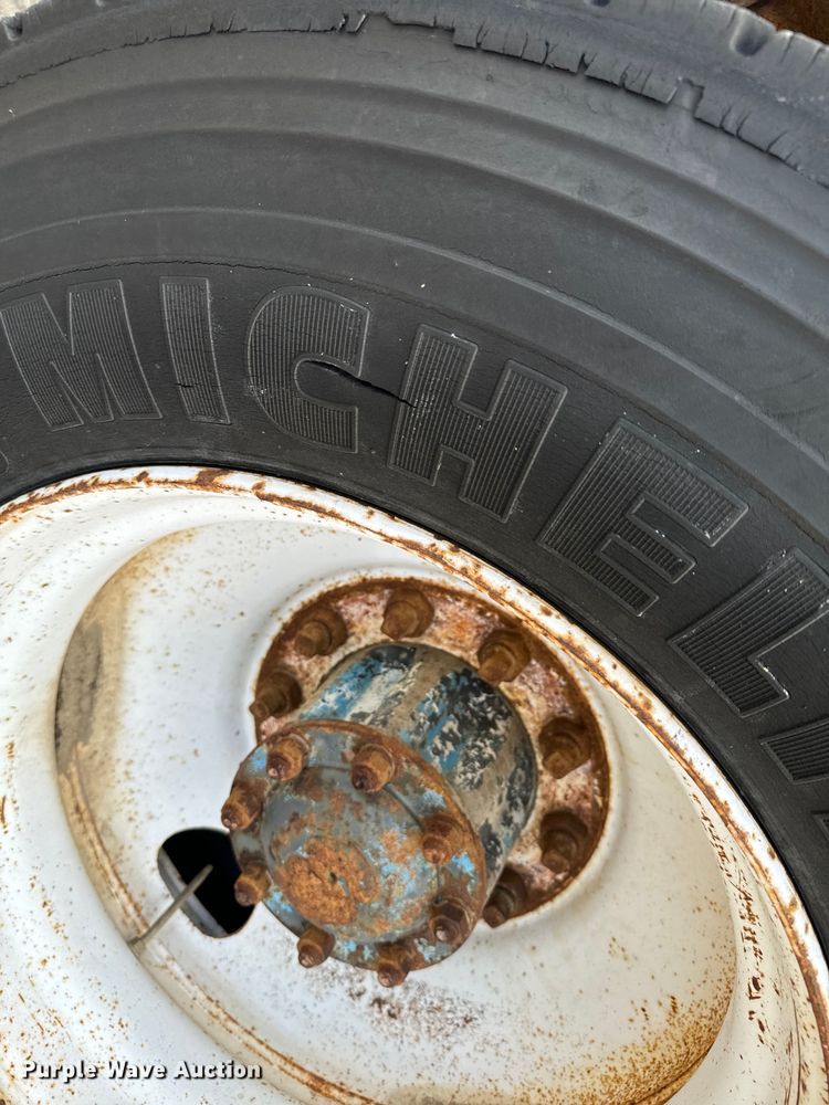 image for item LW9869 1969 Peterbilt  359A winch truck