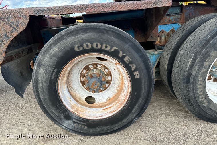 image for item LW9869 1969 Peterbilt  359A winch truck