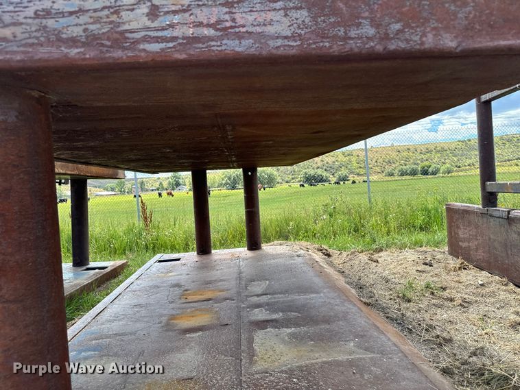 image for item LW9873 (2) trench boxes