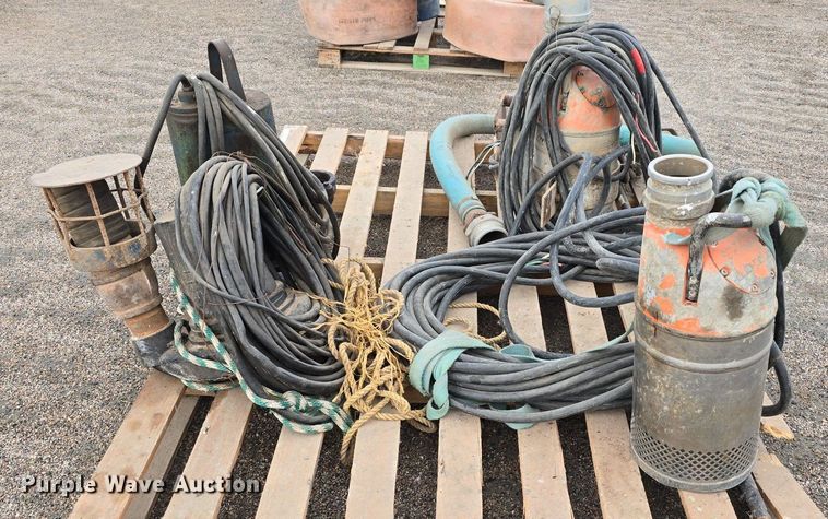 image for item LW9877 Approximately 5 submersible pumps