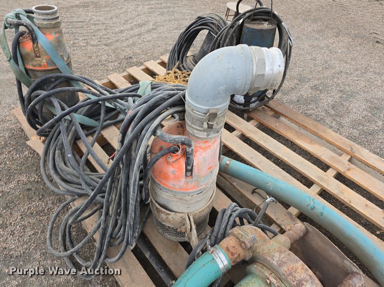 image for item LW9877 Approximately 5 submersible pumps