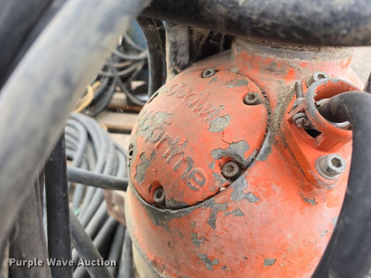 image for item LW9877 Approximately 5 submersible pumps