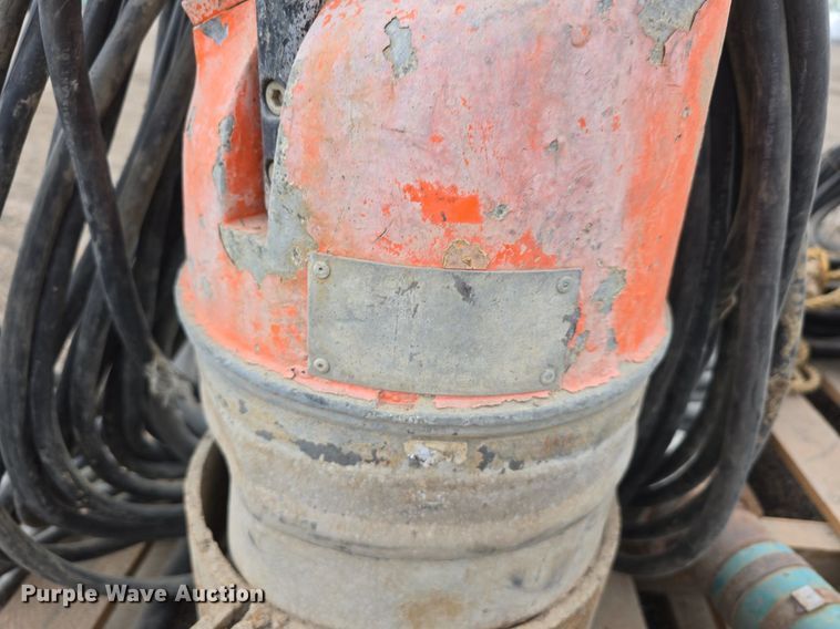 image for item LW9877 Approximately 5 submersible pumps