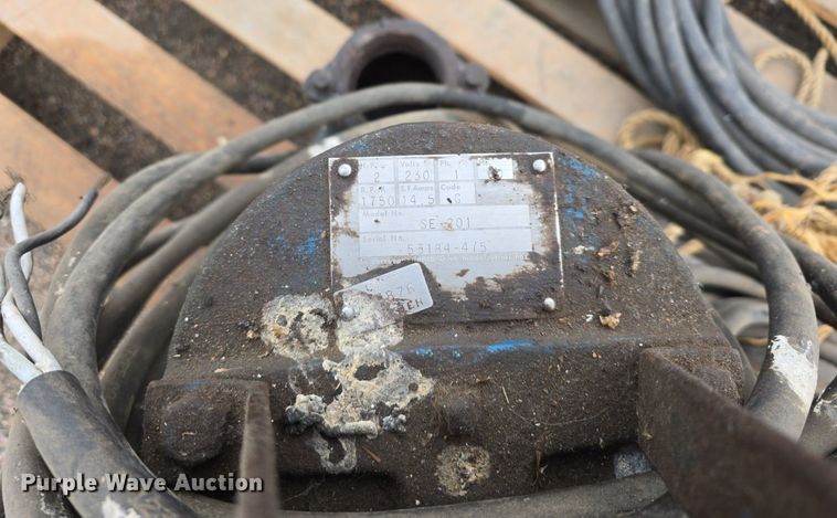 image for item LW9877 Approximately 5 submersible pumps