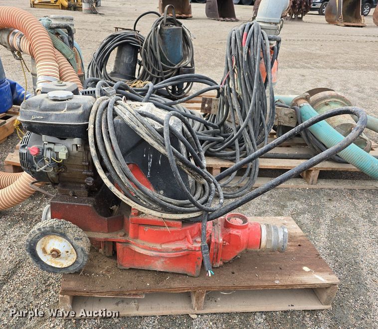 image for item LW9877 Approximately 5 submersible pumps