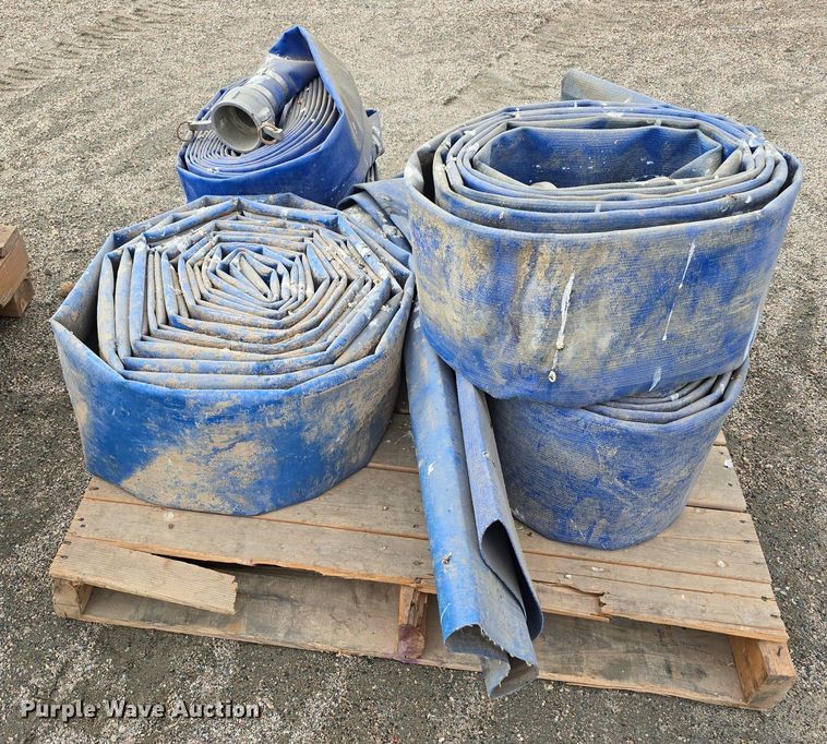 image for item LW9877 Approximately 5 submersible pumps