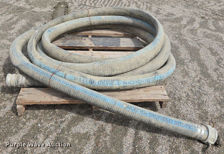 image for item LW9877 Approximately 5 submersible pumps