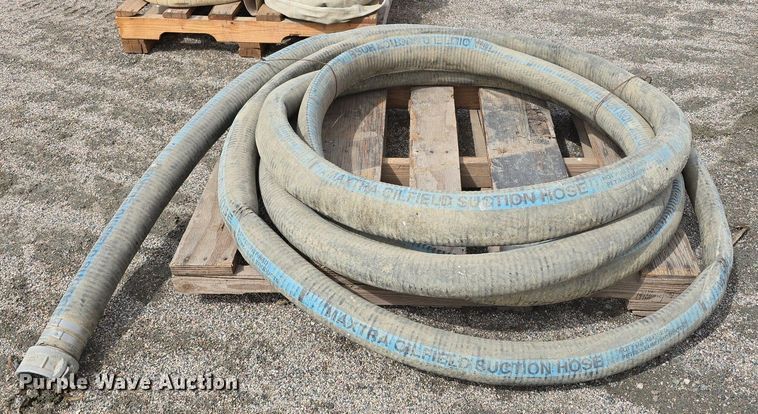 image for item LW9877 Approximately 5 submersible pumps