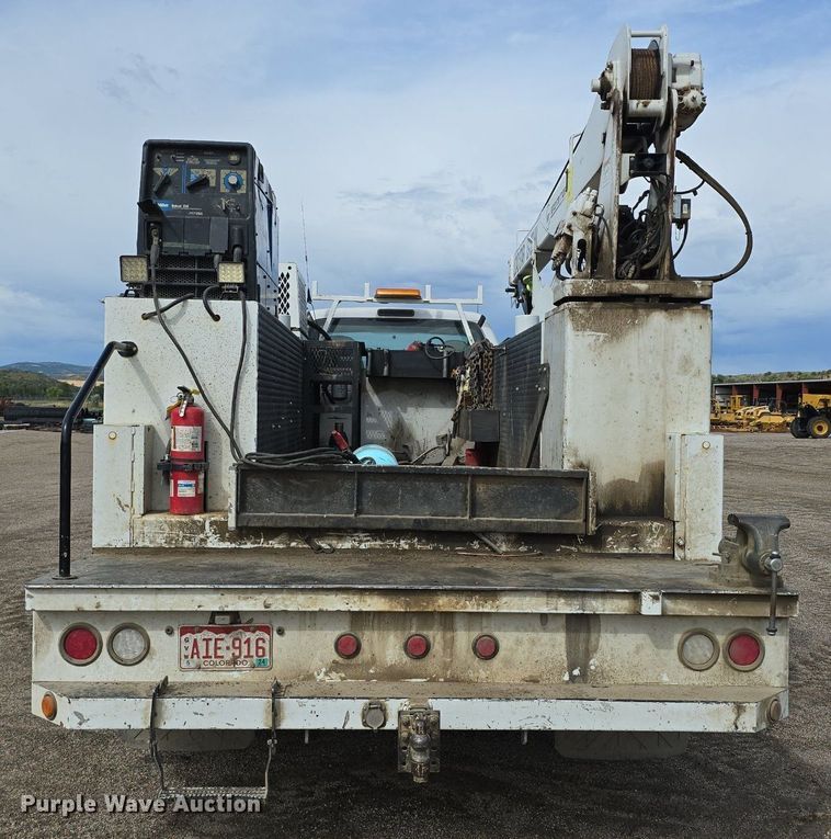 image for item LW9880 2017 Ford F750 Super Duty utility / service truck