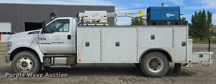 image for item LW9880 2017 Ford F750 Super Duty utility / service truck