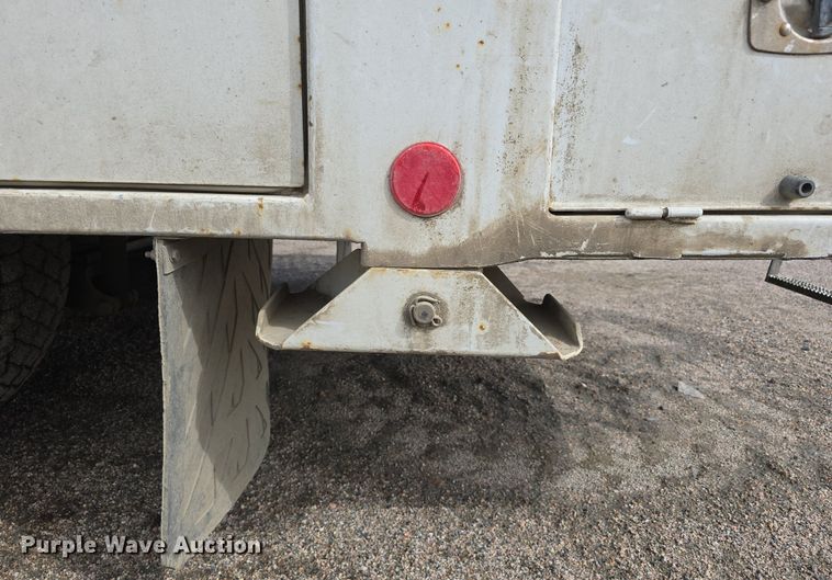 image for item LW9880 2017 Ford F750 Super Duty utility / service truck