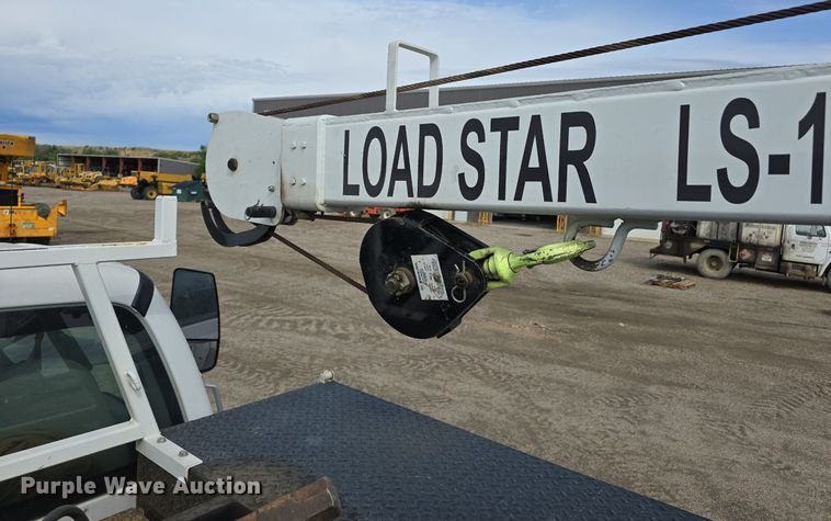 image for item LW9880 2017 Ford F750 Super Duty utility / service truck