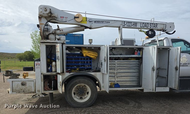 image for item LW9880 2017 Ford F750 Super Duty utility / service truck