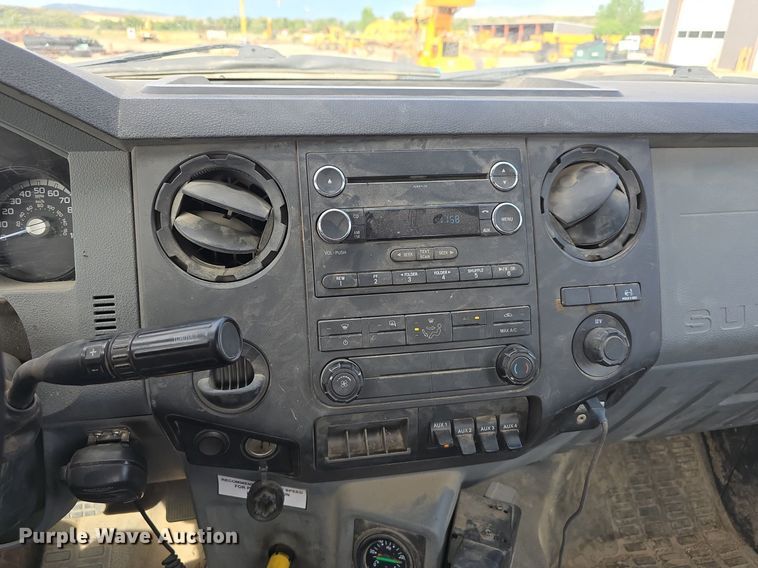 image for item LW9880 2017 Ford F750 Super Duty utility / service truck