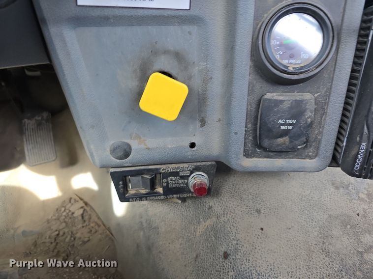 image for item LW9880 2017 Ford F750 Super Duty utility / service truck