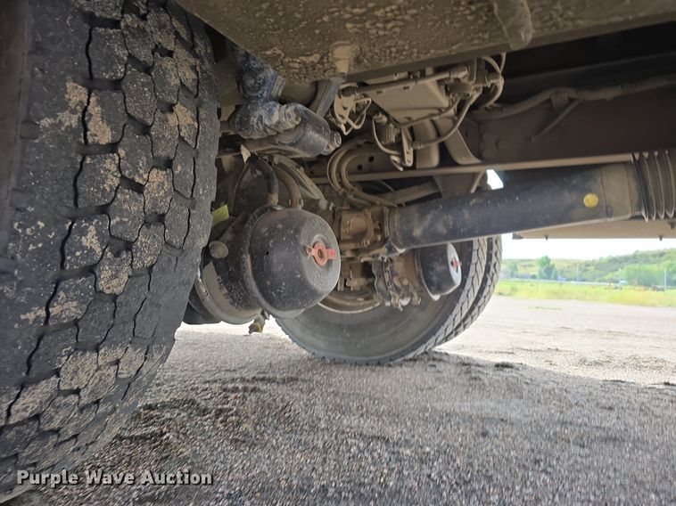 image for item LW9880 2017 Ford F750 Super Duty utility / service truck