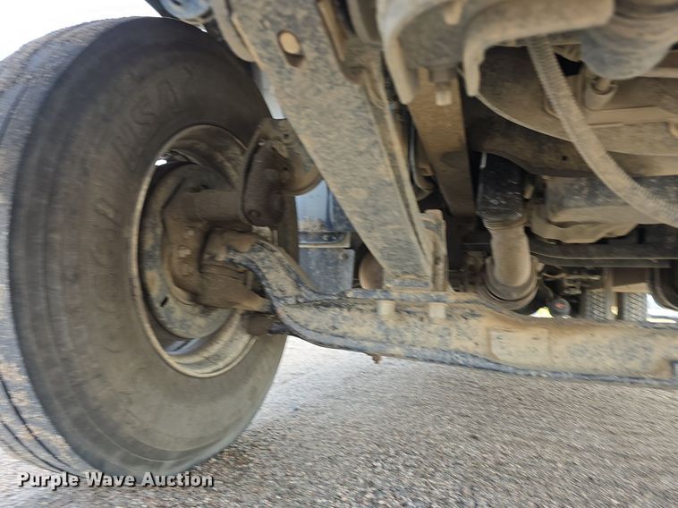 image for item LW9880 2017 Ford F750 Super Duty utility / service truck