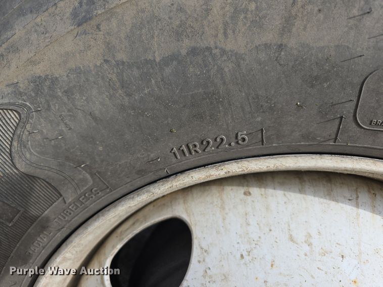 image for item LW9880 2017 Ford F750 Super Duty utility / service truck