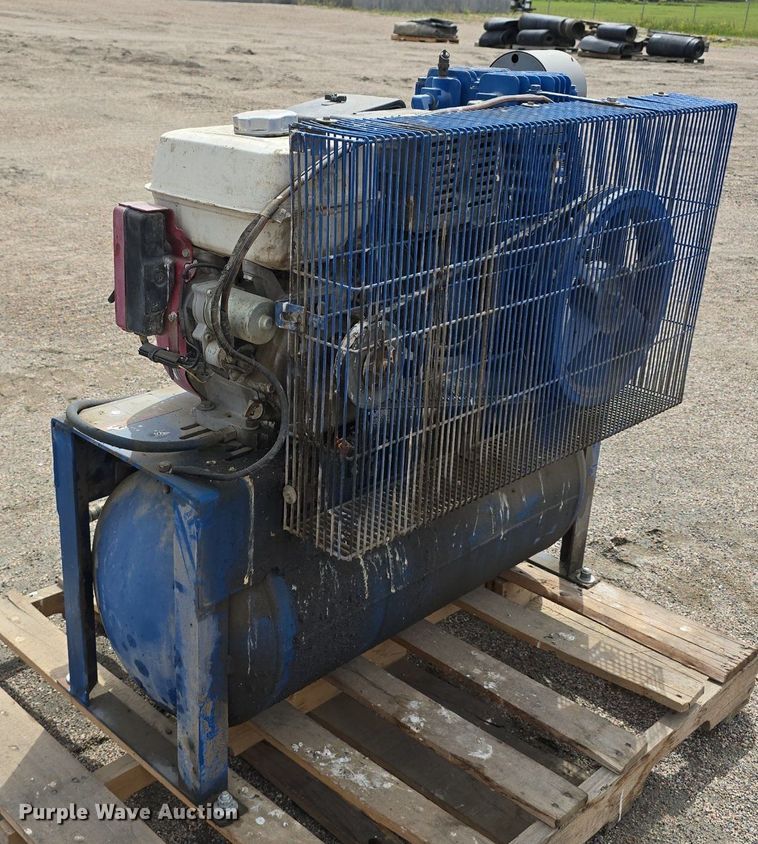 image for item LW9881 2008 Quincy G211H30HCB air compressor