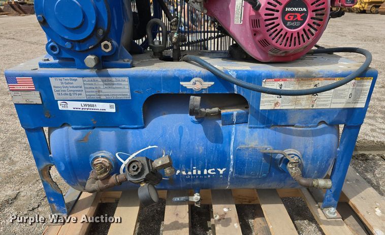 image for item LW9881 2008 Quincy G211H30HCB air compressor