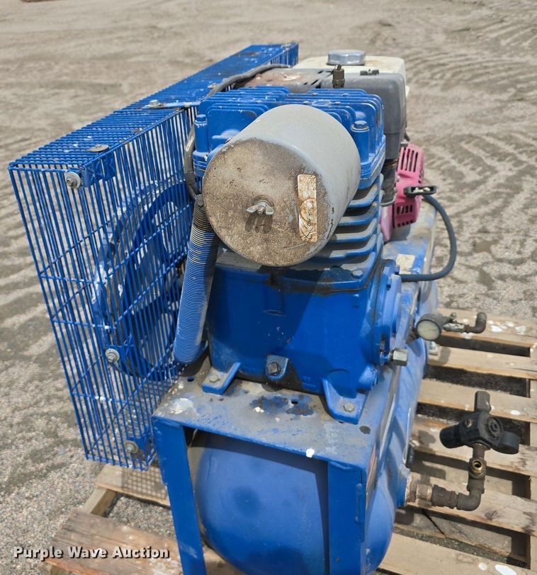 image for item LW9881 2008 Quincy G211H30HCB air compressor