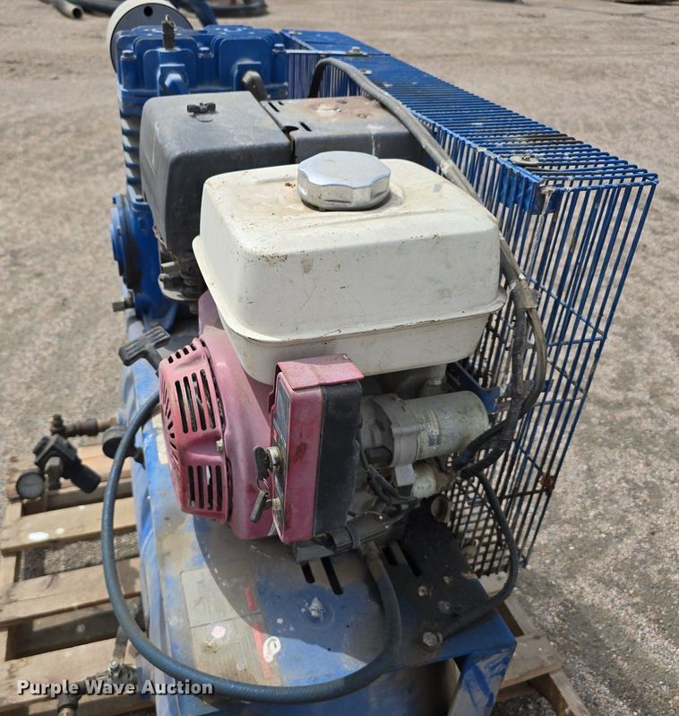 image for item LW9881 2008 Quincy G211H30HCB air compressor