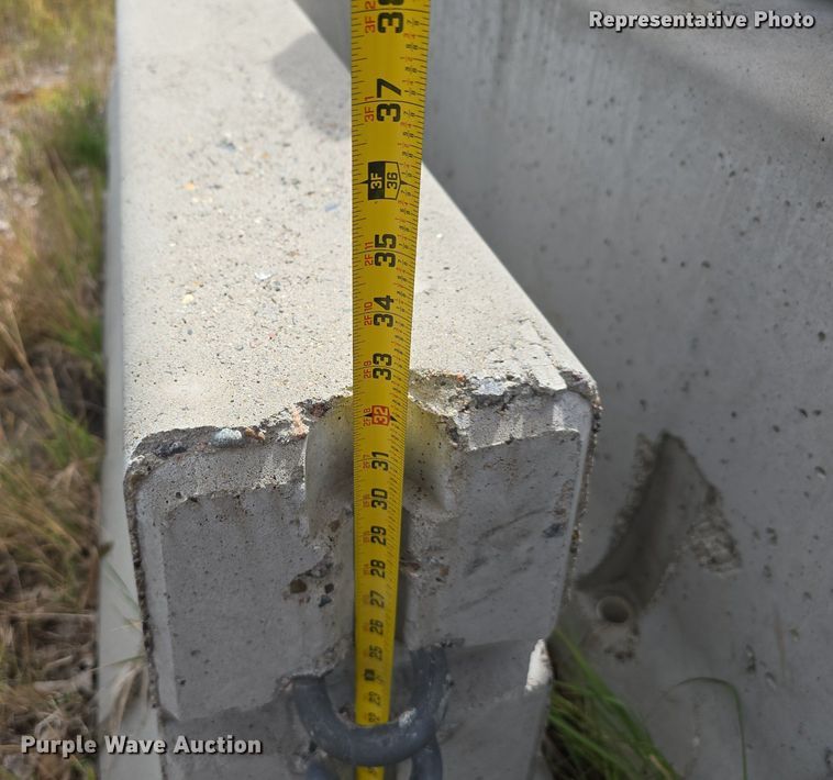 image for item ZA0488 (20) concrete barriers