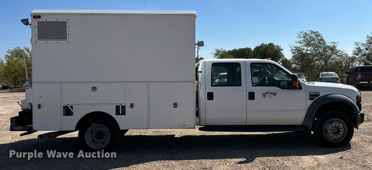 image for item DD3227 2008 Ford F550 Super Duty  Crew Cab utility / service truck